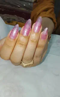 کاشت ناخن