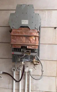 تعمیر و رسوب گیری آبگرم کن دیواری  وزمینی نصب کولر