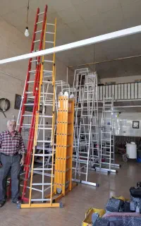 اجاره و کرایه چهارپایه نردبان مخابراتی ومفصلی