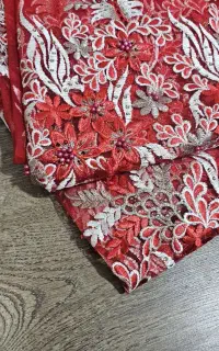 پارچه مجلسی نگین کاری شده