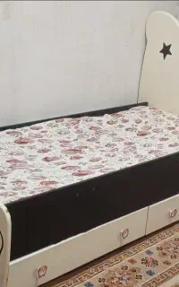 تخت و خواب