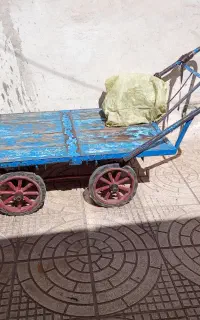 با سلام یک عدد ارابه تمیز سالم