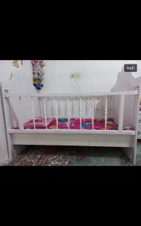 تخت کودک کاملا نو همراه تشک