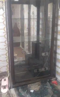 بوفه چوب روس طرح سی وسه پل اصفهان