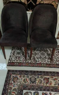 صندلی چوبی
