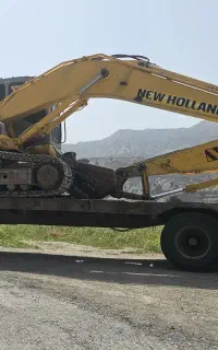 بیل زنجیری نیوهلند  E۲۱۵B