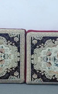 پشتی فرشی