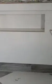 شاگرد سرامیک کار وکاشی کار