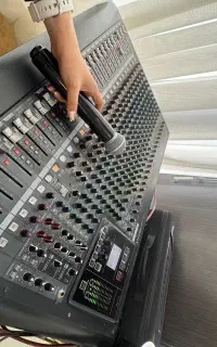 دی جی خانم و موسیقی زنده