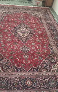 فرش دست بافت ۶ متری اردکان کم استفاده شده لاکی
