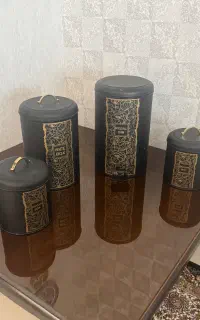ظرف نگهداری مواد غذایی فلزی