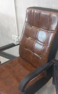 صندلی مدیریت کاملا نو.‌