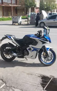 rs200 اسپیشیال