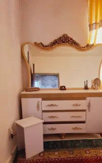 یک سرویس تخت خواب تمیز و سالم