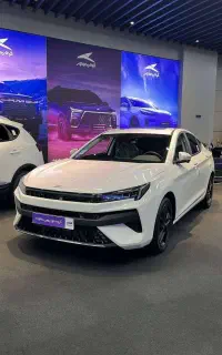 KMC J7 / جی 7 سفید / 1404 / صفرخشک / تحویل فوری