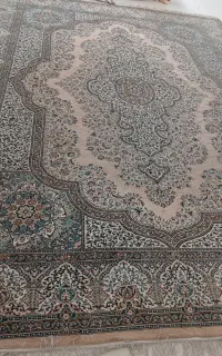 *۳عدد فرش     *یک میز ۶ نفره