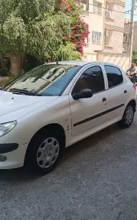 206 زیر خاکی کم کار