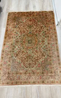 فرش تمام ابریشم قم
