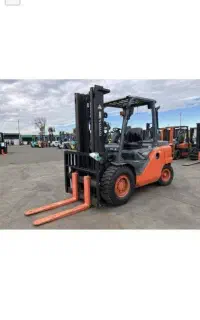 اجاره لیفتراک ساعتی وروزانه