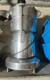 آبمیوه گیری هلال