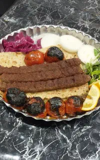 چلو کبابی پویا