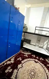 سرپرست خوابگاه دخترانه
