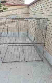 قفس بزرگ برای مرغ