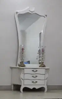 اینه و شمعدان