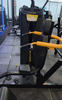 دستگاه بدنسازی باشگاهی