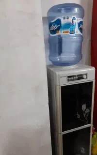 آبسردکن مخزن دار