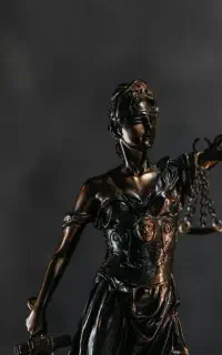 وکیل دادگستری مشاوره حقوقی