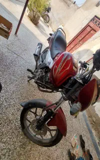 دیسکاور 125 قرمز