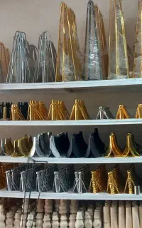 فروش عمده و تکی پایه مبل فلزی در طرح و رنگ های متن