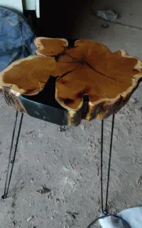 میز چوبی رستیک