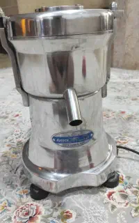 عصاره گیر زنجبیل