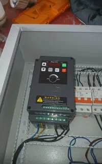 برقکاری انواع تابلو برق و اینورتر و plc