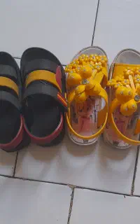 صندل بسیارراحت ونرم بچه گانه سایز ۲۷