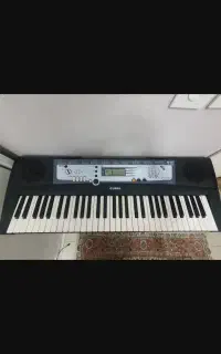 کیبورد مدل E213 yamaha