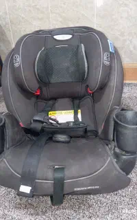 صندلی ماشین کودک Graco TrioGrow SnugLock 3-in-1