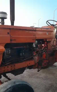 تراکتور رومانی مدل ۵۸ عروسک