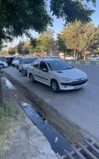 206تیپ 5مدل 93تمام رنگ شاسی سالم متور سالم بیمه