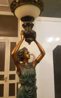 بوفه و آباژور