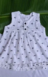 لباس بچگانه