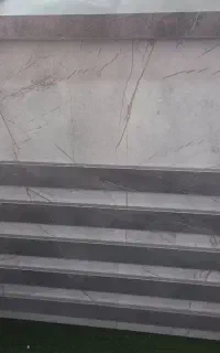 میز پیشخوان و میز مطالعه
