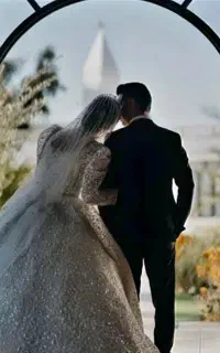 تصویر برداری و عکاسی مجالس عروسی و عقد و بله برون