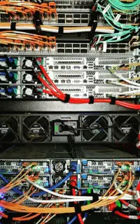 خدمات شبکه میکروتیک ویپ ‌Voip سرورHP مجازی‌سازی
