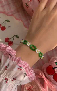 اکسسوری زنانه و دخترانه مینیمال