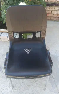 صندلی پلاستیکی