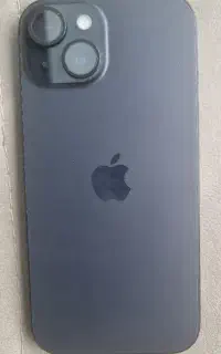 ایفون 15 نرمال در حد نو