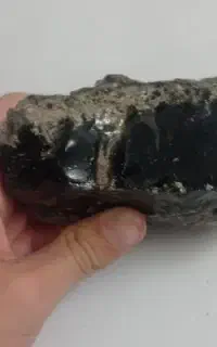تورنالین سیاه